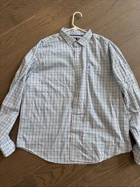 Izod Men's White and Blue Plaid Button-Down Shirt